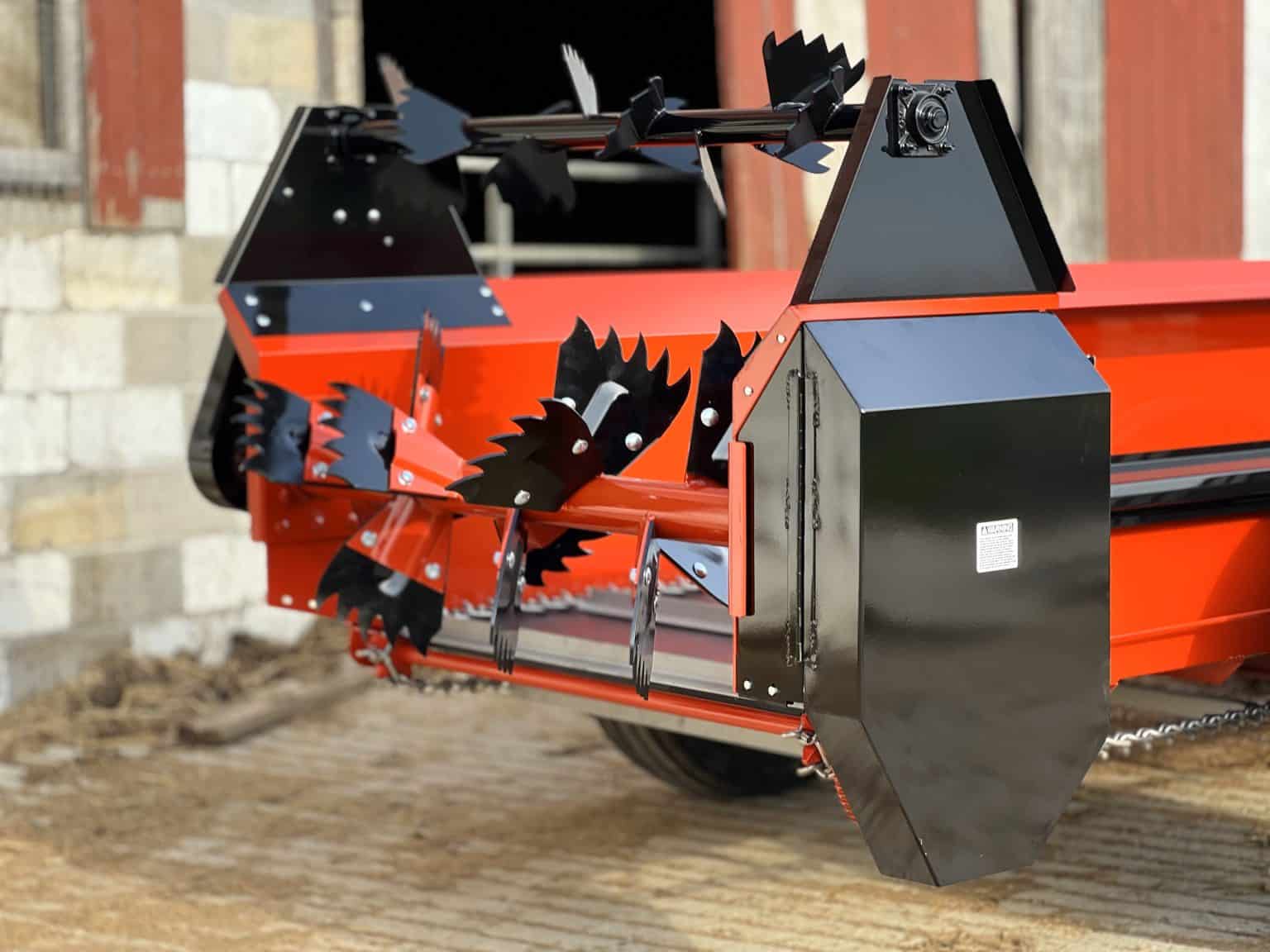 Large Farm Manure Spreader | 175 cu. ft. Heaped Capacity